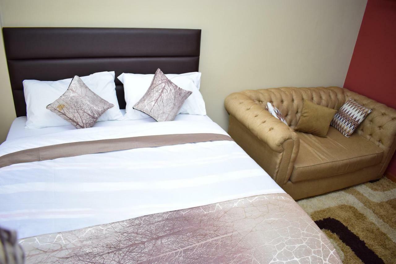 West Suites ナイロビ エクステリア 写真